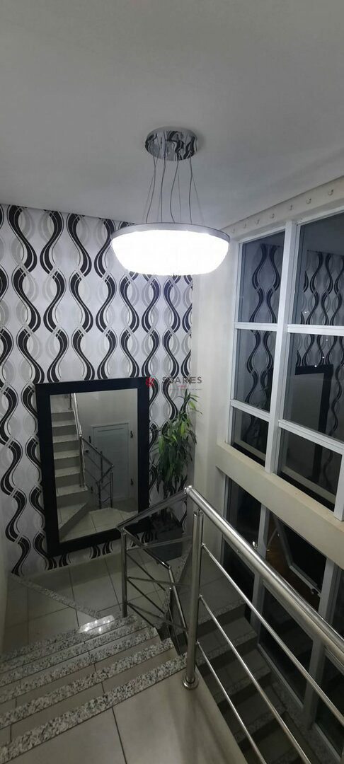 Vende-se Casa